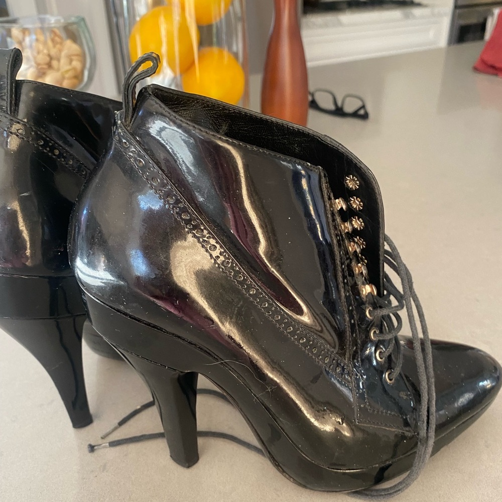 Burberry boots - Picture 7 of 11